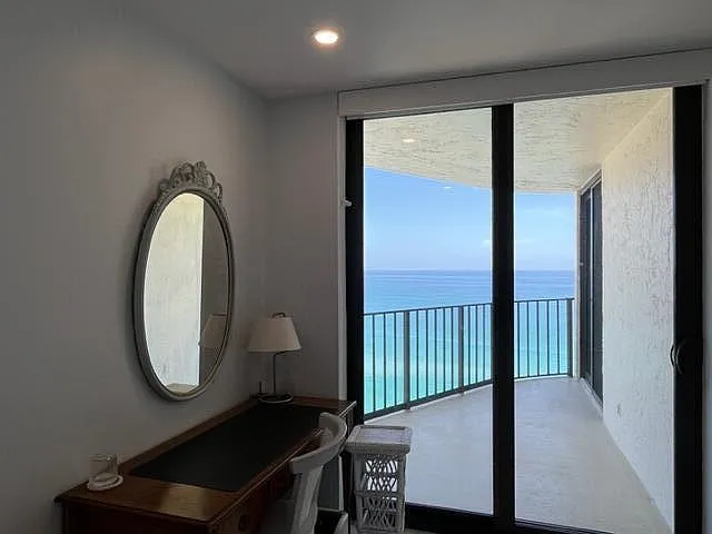 5420 N Ocean Dr #1705 — Photo 23