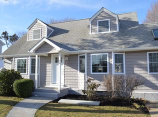 46 Terry Ln, Commack, NY 11725