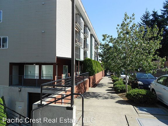3rd image of 20120 Whitman Ave N APT 405