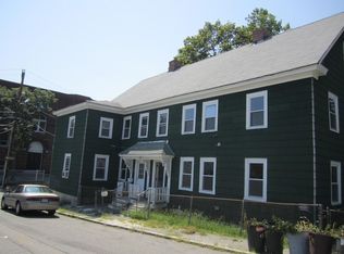 75 Livingston St, Lowell, MA 01852