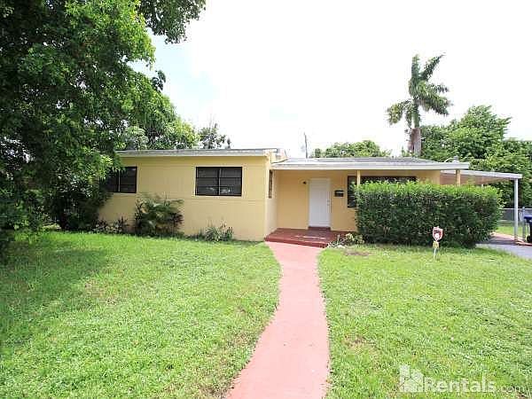 1st image of 1030 NW 197th Ter