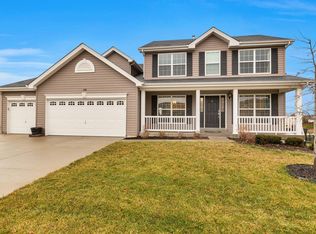 208 Honor Ln, Lake Saint Louis, MO 63367