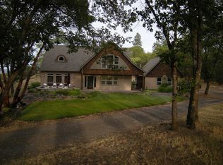 2812 Old Military Rd, Central Point, OR 97502