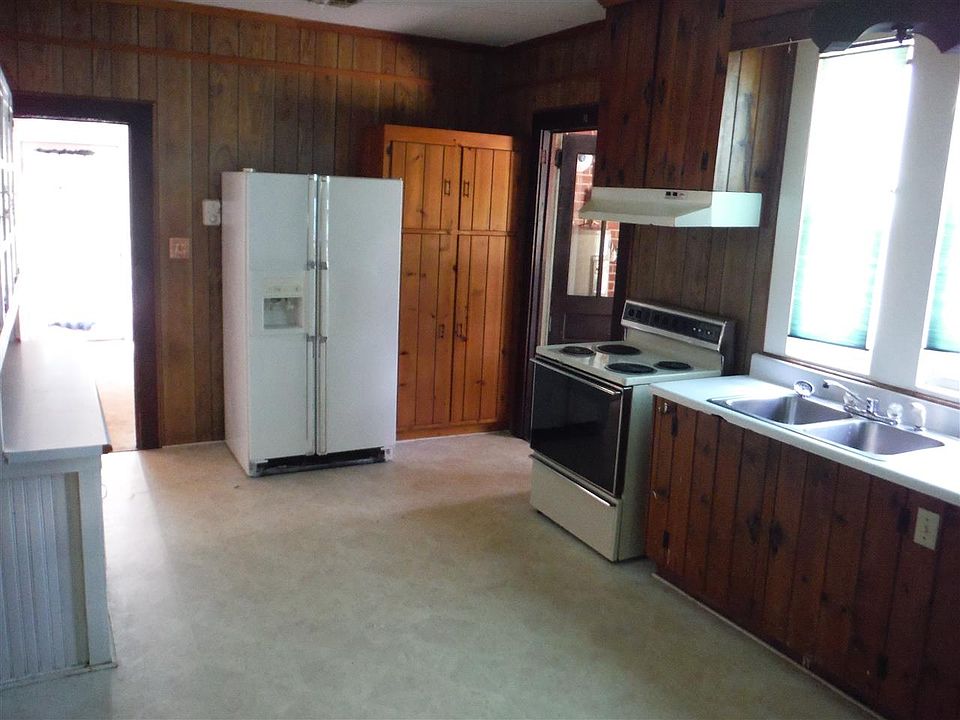 2nd image of 108 Riley St