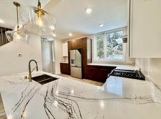 1538 Alyeska Hwy #5, Girdwood, AK 99587