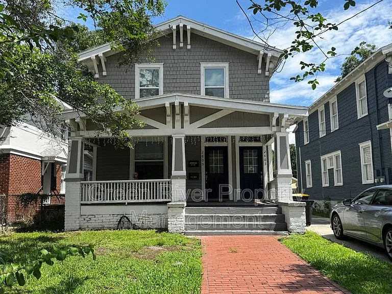 2803 College St — Photo 1