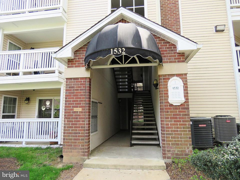 1st image of 1532 Lincoln Way Suite 203