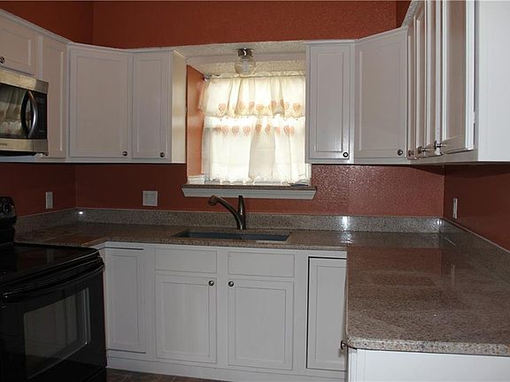 2nd image of 2617 Bamberry Dr
