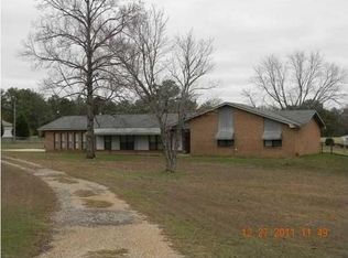 340 Ten Cedars Dr, Titus, AL 36080
