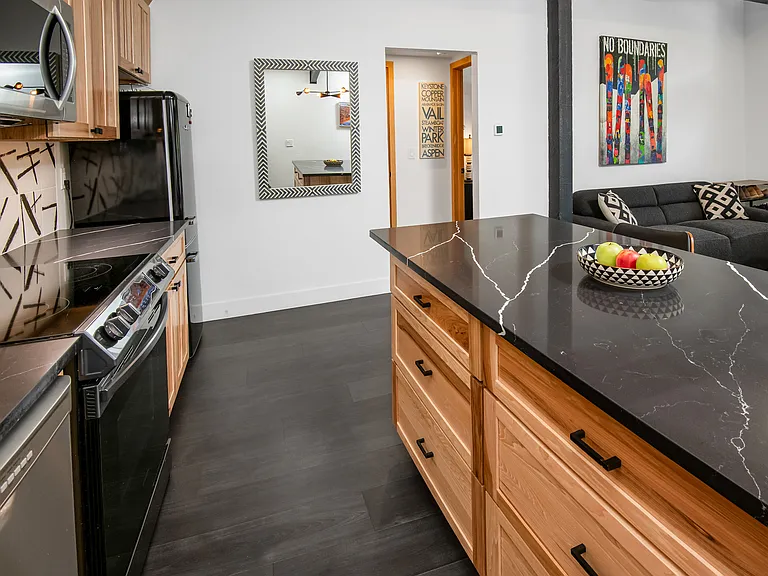 2059 Chamonix Ln #3 — Photo 11
