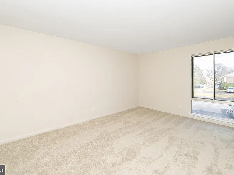 222 Echelon Rd #8 — Photo 19