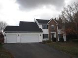 2484 Canton Ct, Mendota Heights, MN 55120