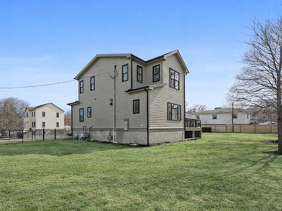 2nd image of 51 Fox Hill Rd