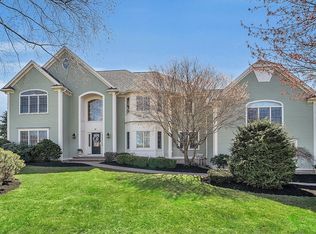 97 Windkist Farm Rd, North Andover, MA 01845