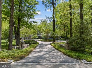 721 John Barry Dr, Bryn Mawr, PA 19010