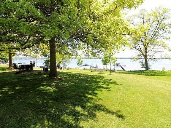 4th image of 4127 Lake View Dr
