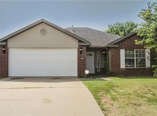 2694 Cave Creek Ln, Springdale, AR 72764