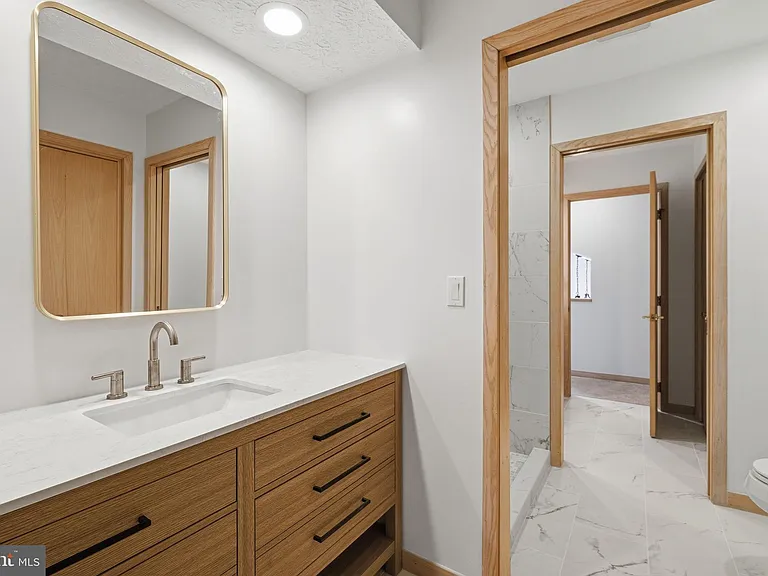 22 Poplar Point Rd — Photo 24