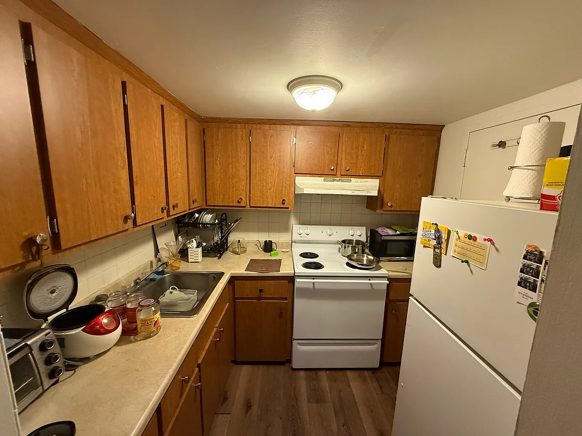 Building Photo - 524 Putnam Ave #5