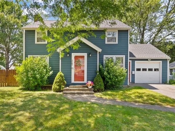 117 Iroquois Ln, Liverpool, NY 13088
