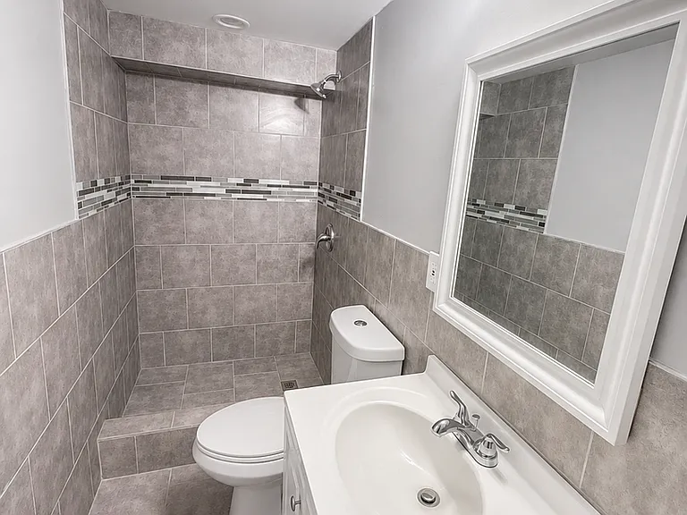 4408 Asbury Ave — Photo 11