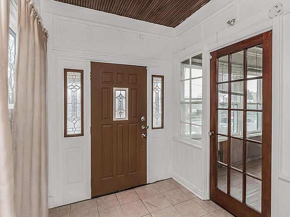 4th image of 2215 Bruckner Blvd