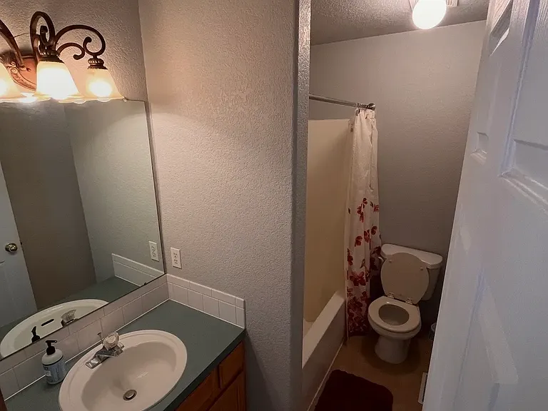 1067 Tierra Ln #A — Photo 8