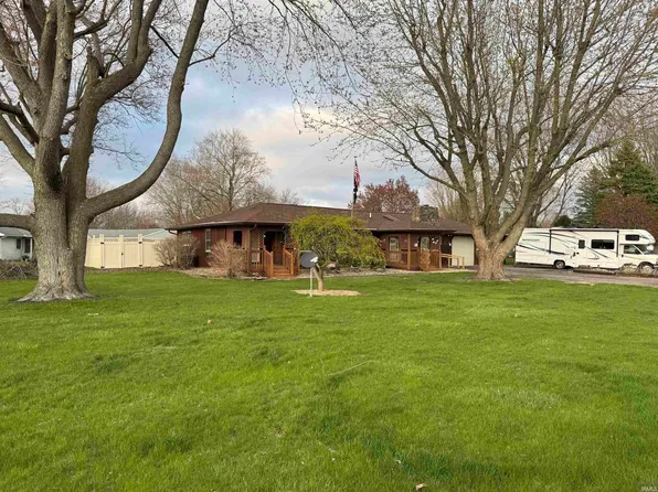 931 Jones Rd, Gas City, IN 46933