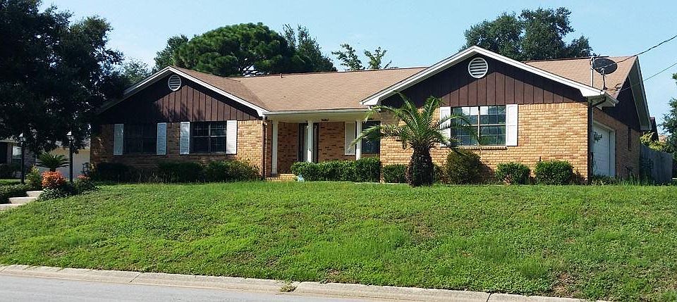 1st image of 3665 Wimbledon Dr