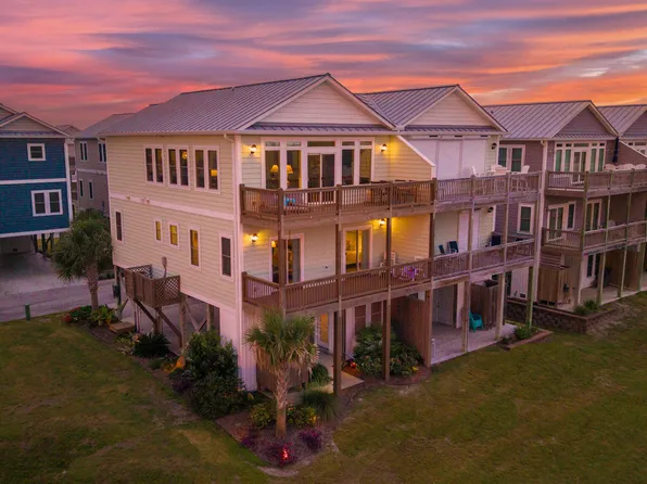 965 Tower Court #B, Topsail Beach, NC 28445