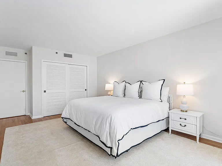529 S Flagler Dr #6G — Photo 18