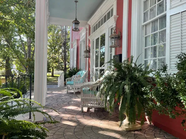 829 Elk Ave, Elizabethton, TN 37643