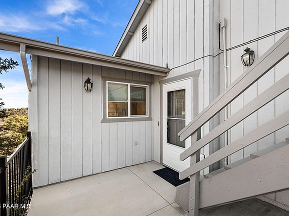 4th image of 4921 Summit Cir #1