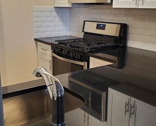 2nd image of 7-16XX Bell Blvd #7
