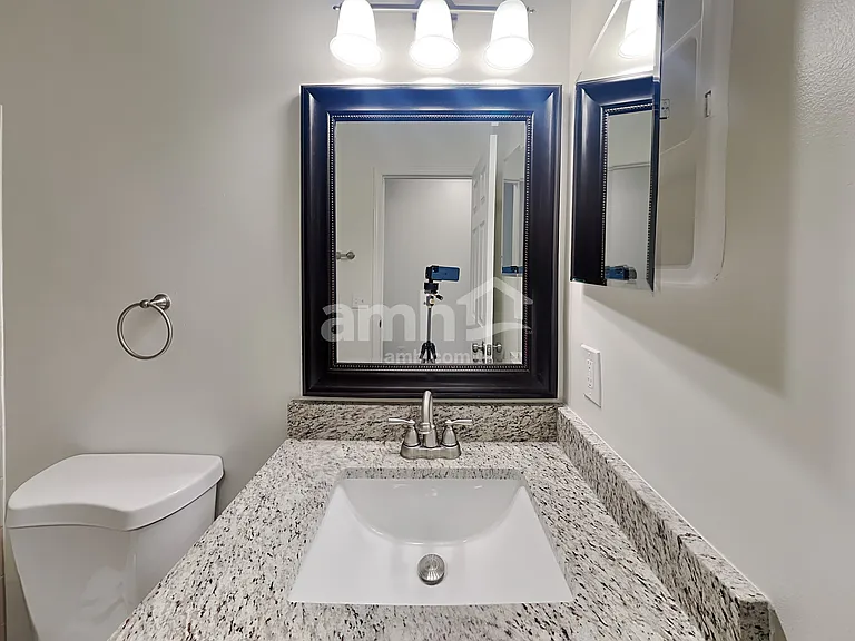 7888 Edgewater Dr — Photo 15