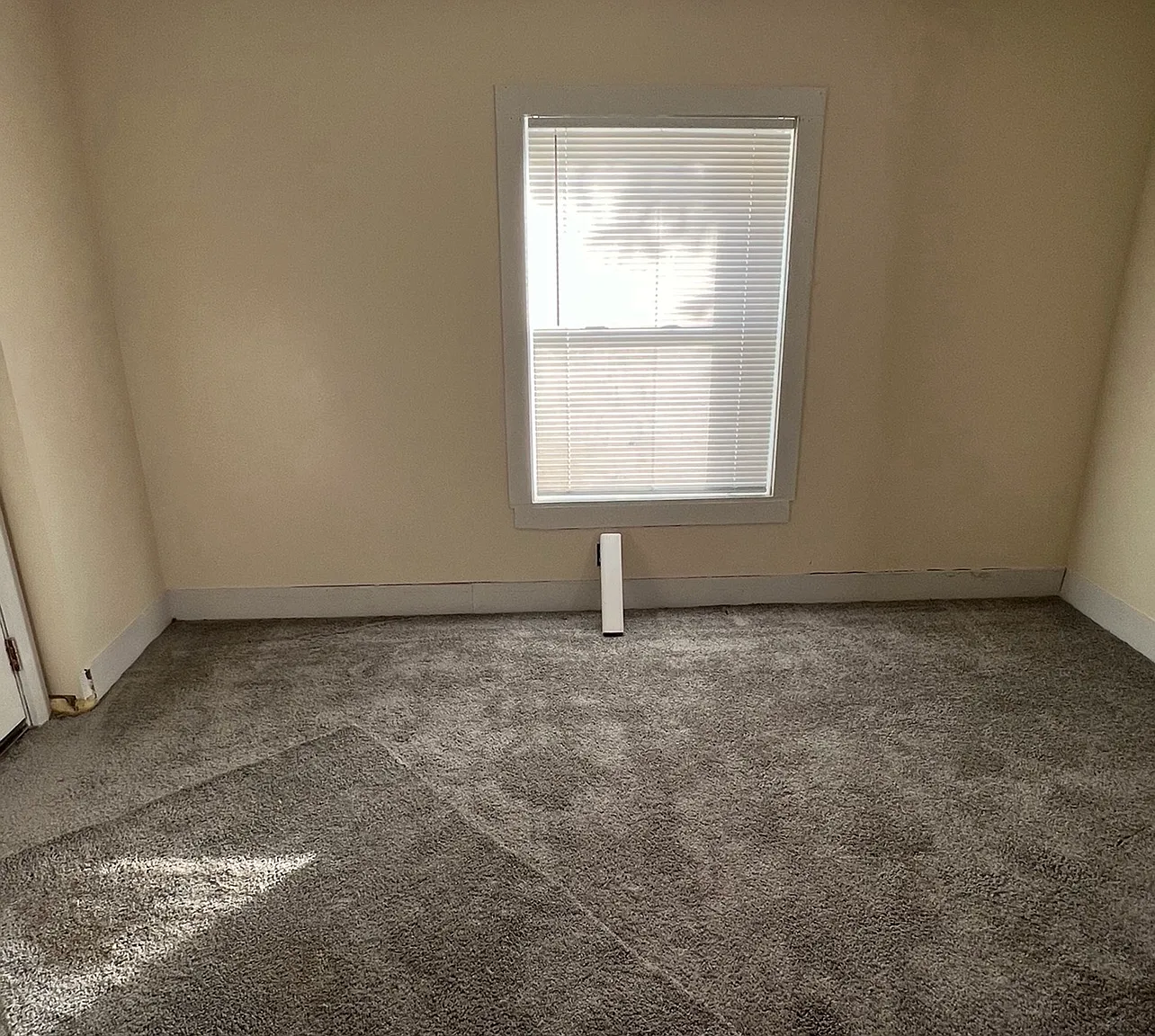 1 bed, 750 sqft, $700 — Photo 1