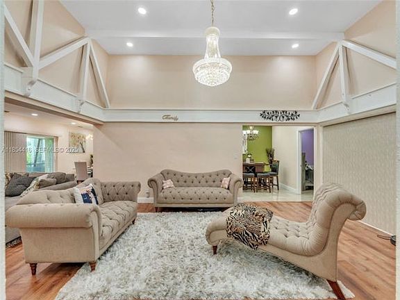 5th image of 5706 S Travelers Palm Ln