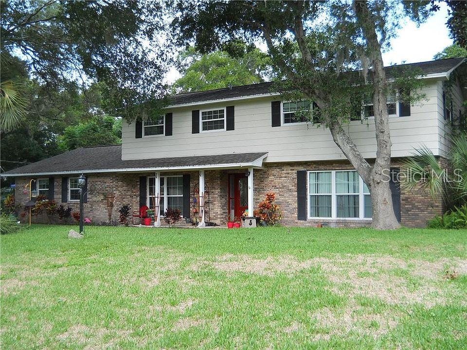 1st image of 14 Oakmont Cir