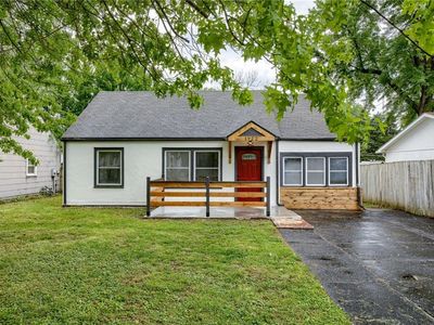 1922 S Cedar Ave, Independence, MO, 64052