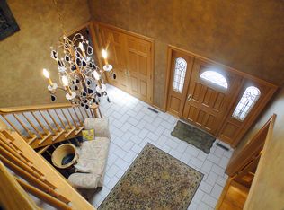 9 Hillcrest Dr, Great Meadows, NJ 07838