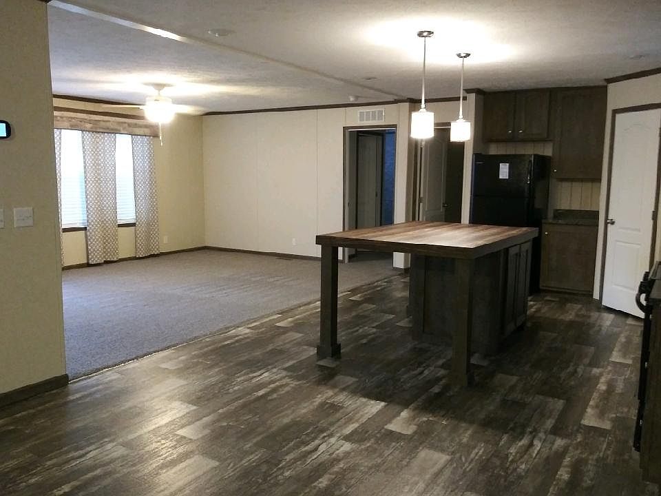 1st image of 1820 Ponderosa Ave