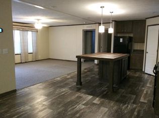 1820 Ponderosa Ave, Columbus, MI