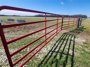 670 West Ave, Girard, KS 66743