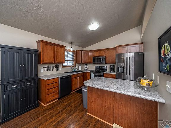 3rd image of 5501 S Tierney Pl