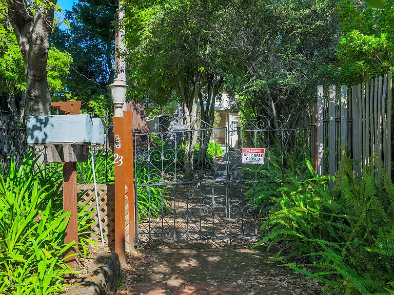 23 Sycamore Ave — Photo 40