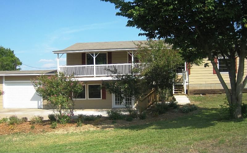 2nd image of 801 Fm 109