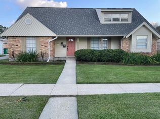 6408 Schouest St, Metairie, LA 70003