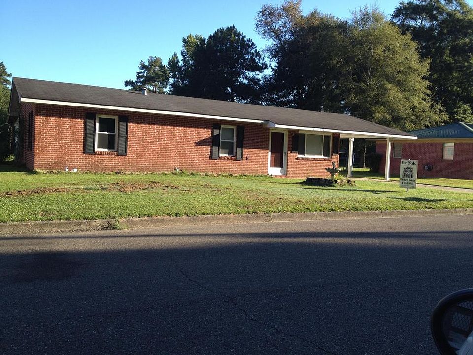 1st image of 210 Katherine Dr