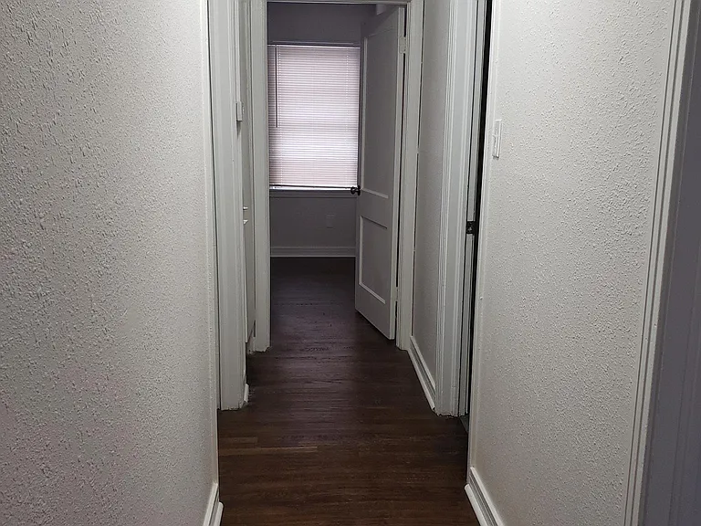 4256 Standish Rd — Photo 24