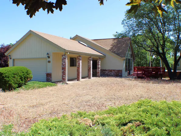 85 Brookwood Dr, Susanville, CA 96130